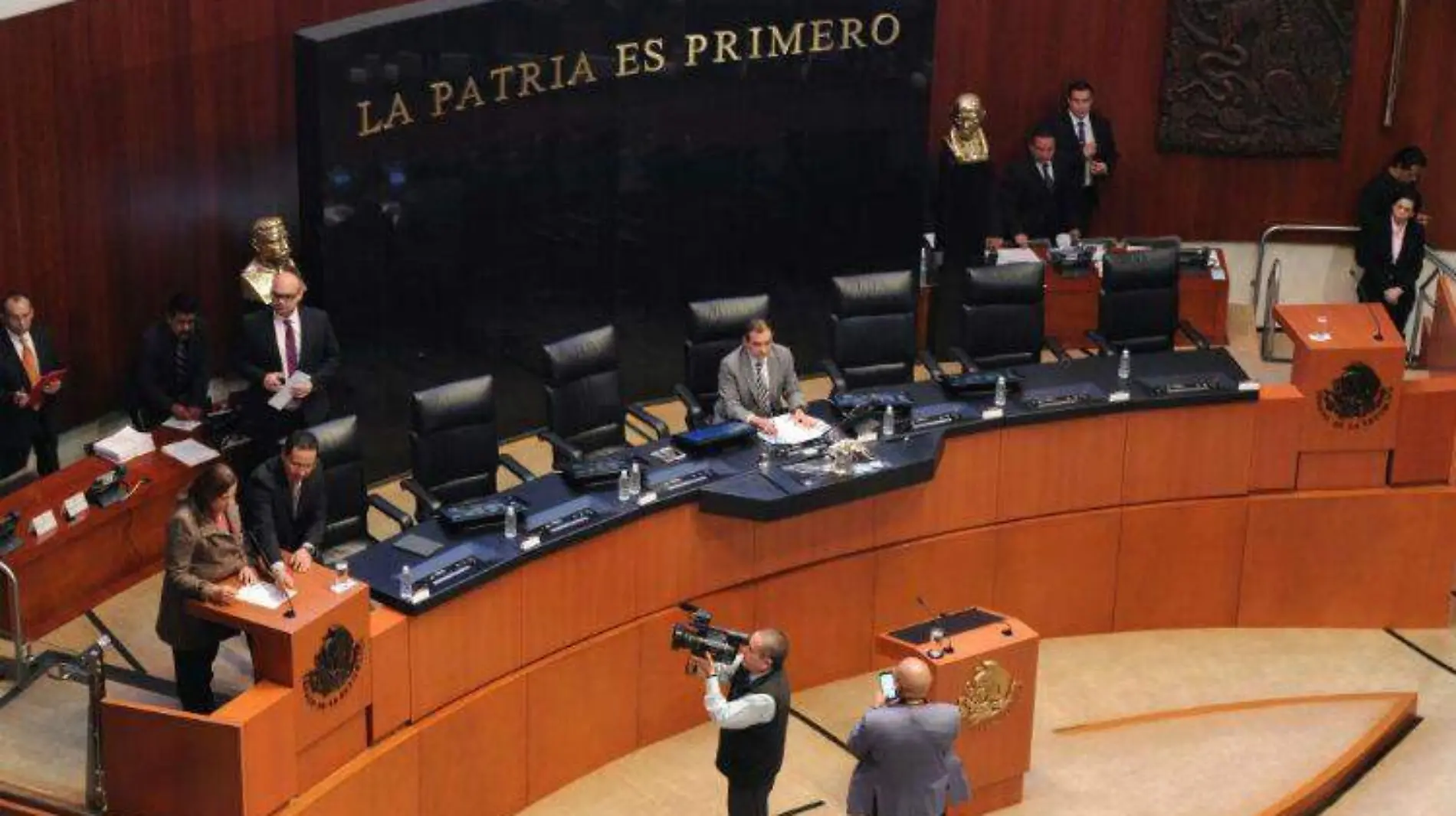 mauricio huizar-SENADO